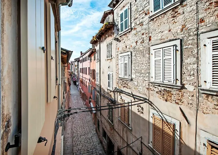 Lejlighed Sea View - Sunrise And Maremonte Rovinj