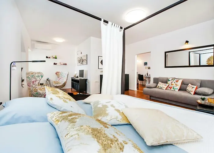 Sea View - Sunrise And Maremonte Lejlighed