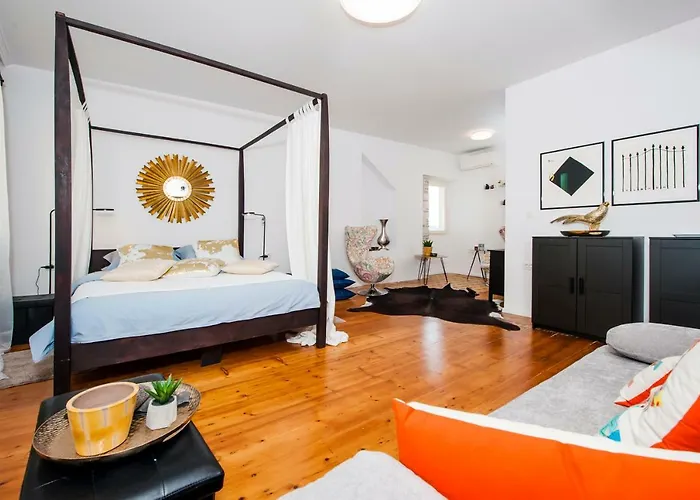 Sea View - Sunrise And Maremonte *